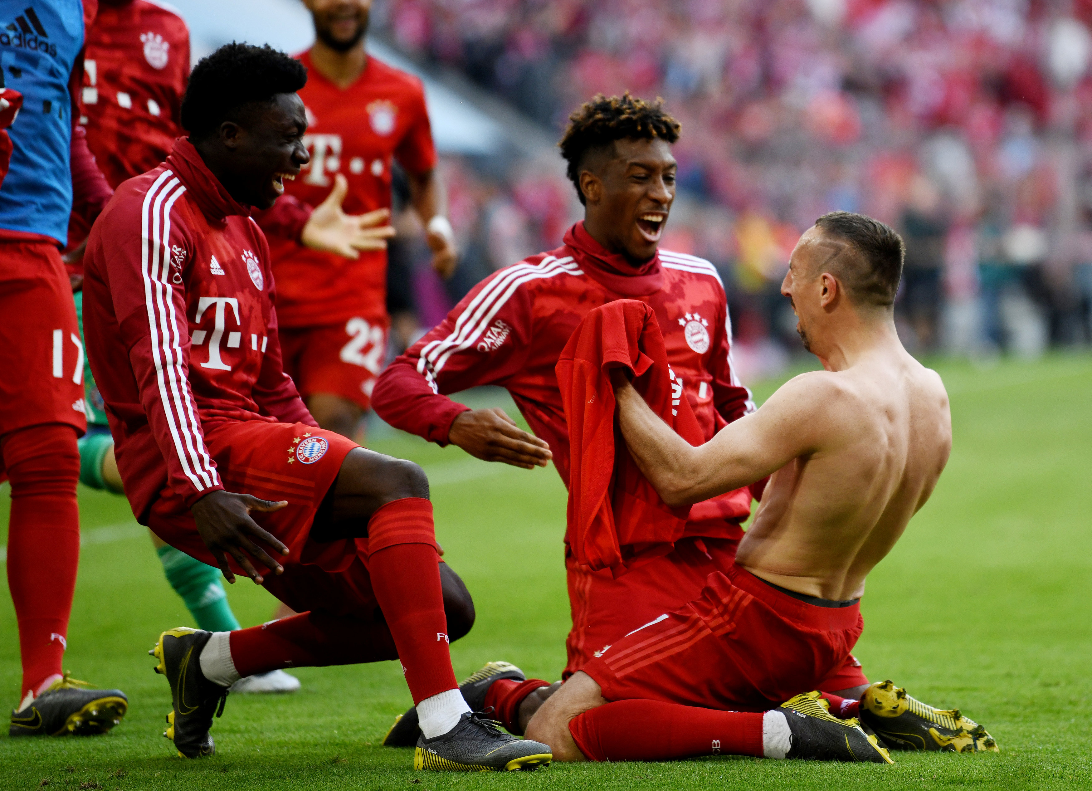 Bayern Munich win Bundesliga title for seventh successive season