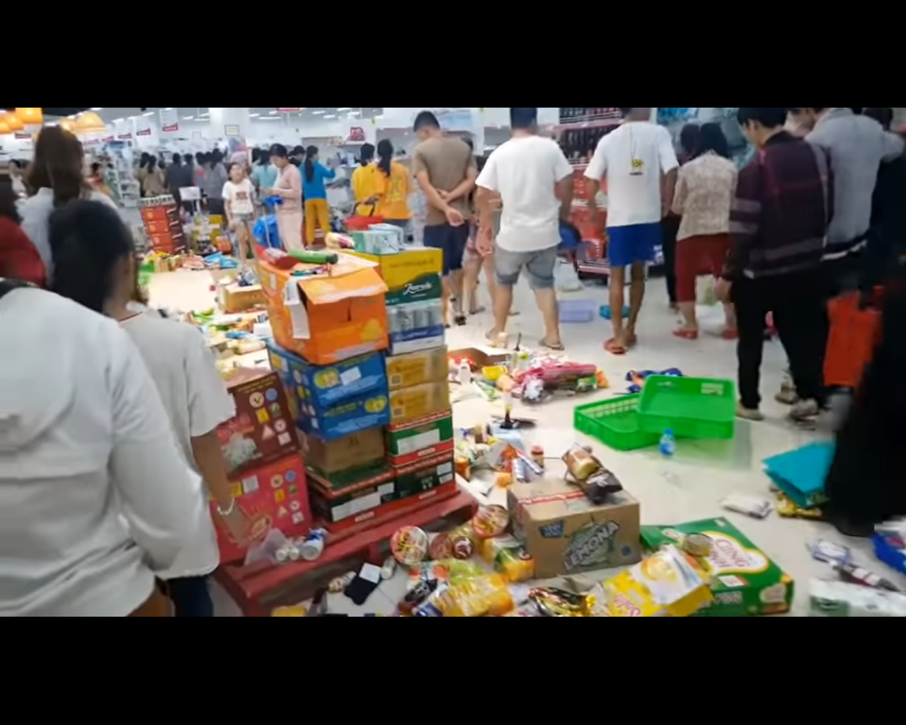 Goods are left on the floor at an Auchan supermarket in the southern province of Tay Ninh on May 21, 2019 in this screenshot.