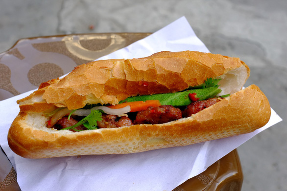 Banh mi thit nuong at 37 Nguyen Trai Street, District 1. Photo: Chanh Niem / Tuoi Tre