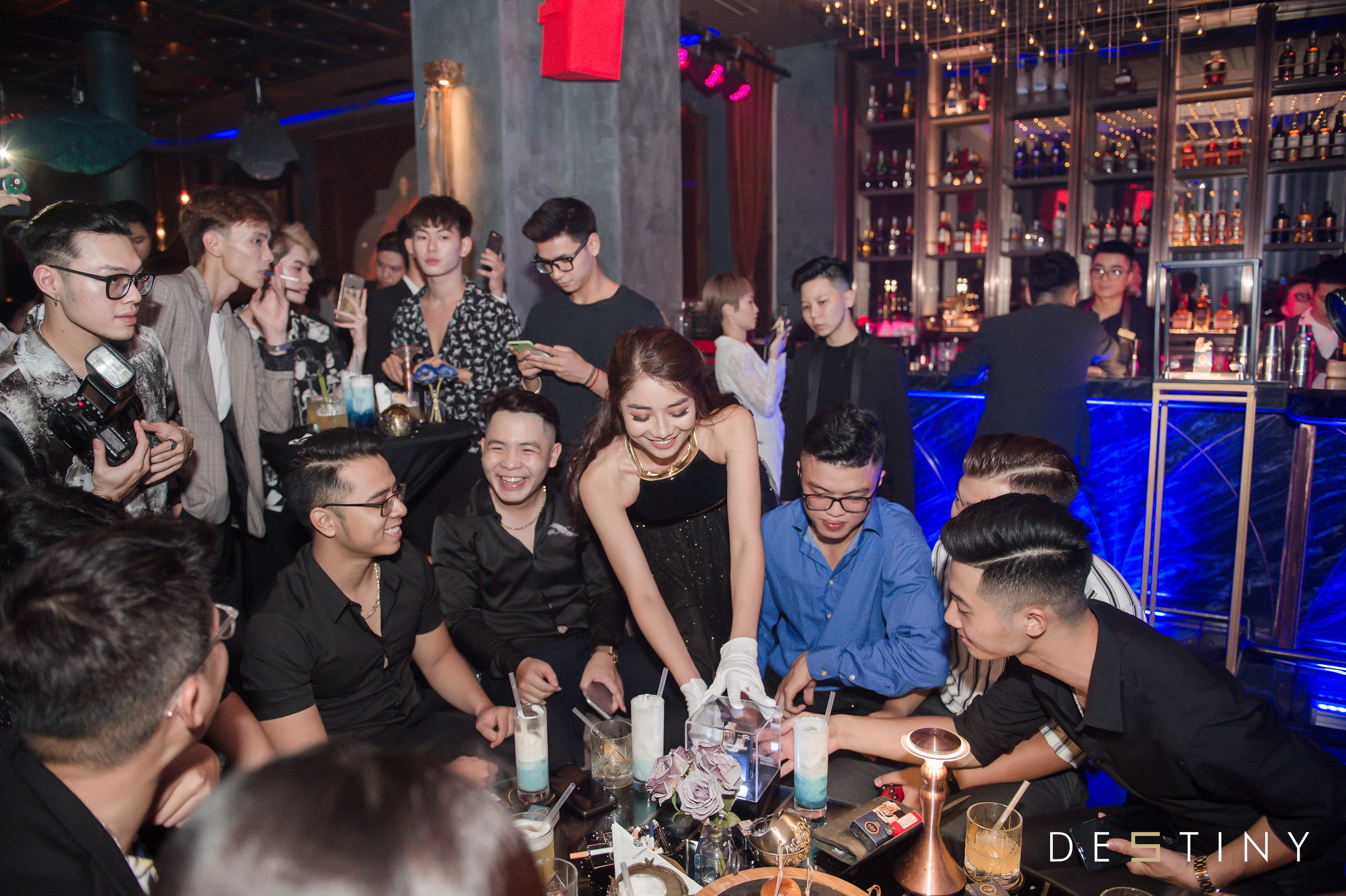 DE5TINY guests discuss style and self-image at the exclusive party