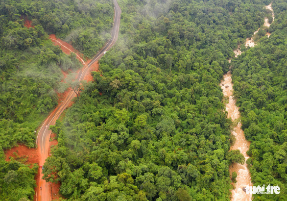 <em>Bao Loc Mountain Pass connecting Ho Chi Minh City and Da Lat from an aerial view after it was reopened on August 10, 2019. Photo: </em>Le Van Cuong / Tuoi Tre
