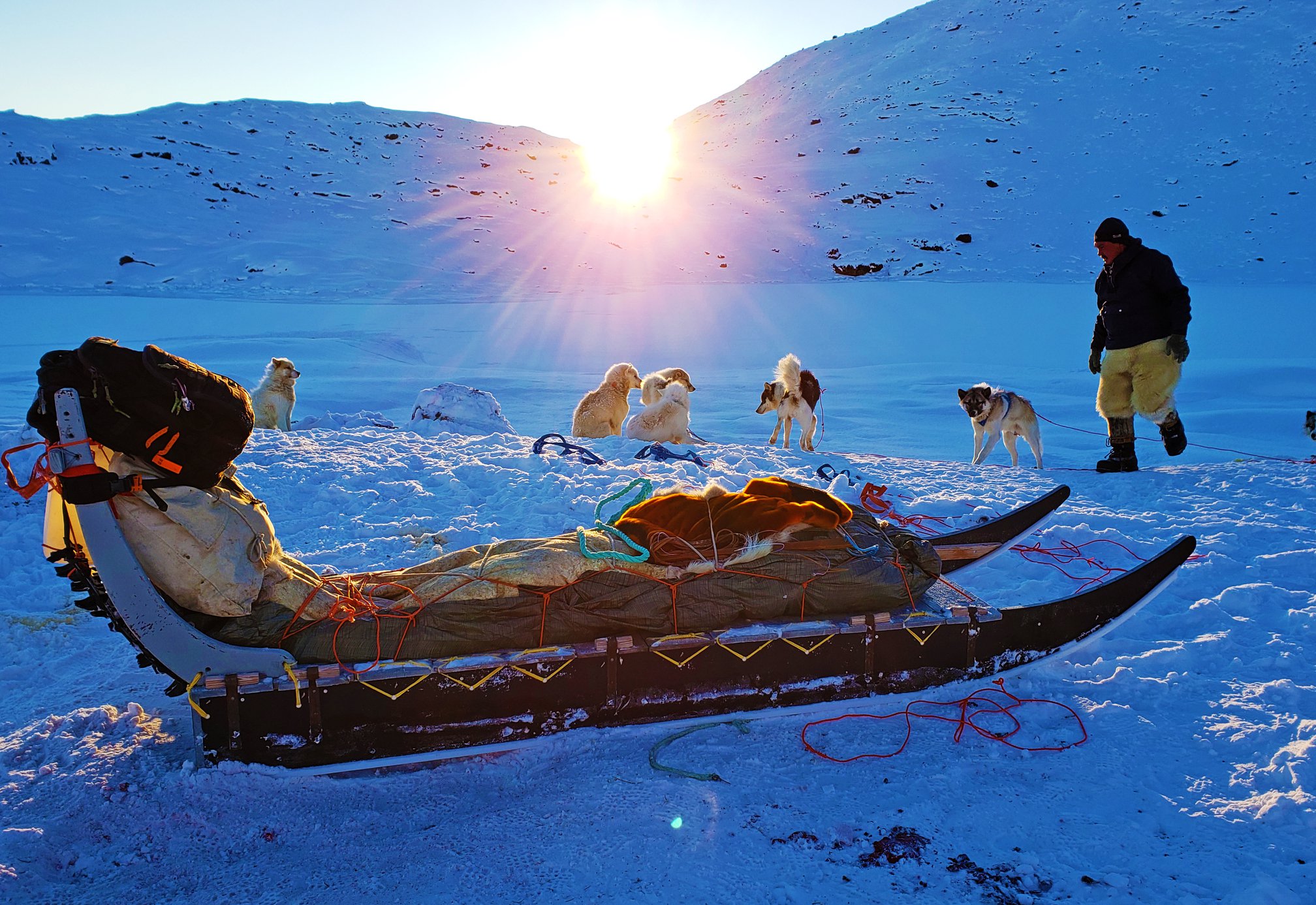 Dang Khoa spent two days experiencing a hunting trip with a local hunter in Greenland