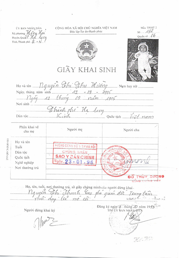 Nguyen Thi Thu Huong's birth certificate. Photo: Supplied