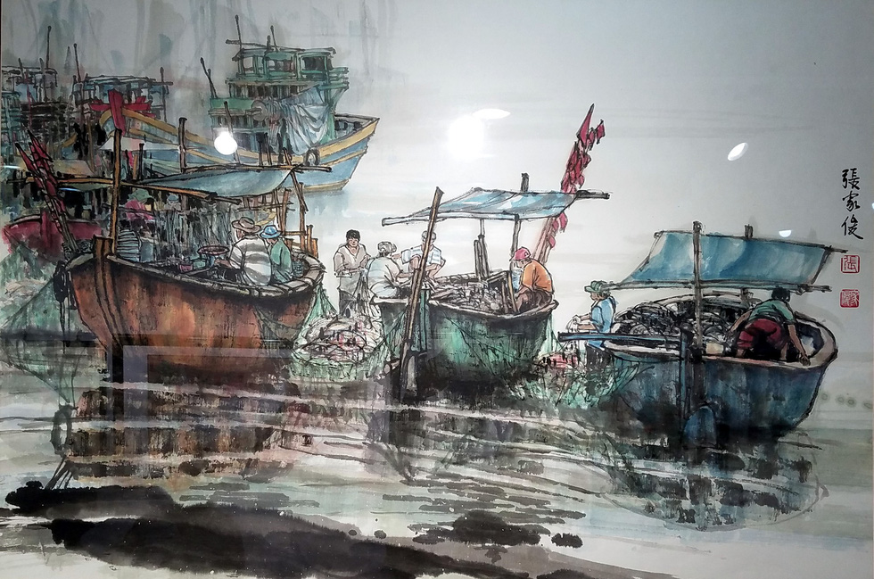 The painting Cang ca Phan Ri Cua (Phan Ri Cua fish harbor) by artist Truong Gia Tuan