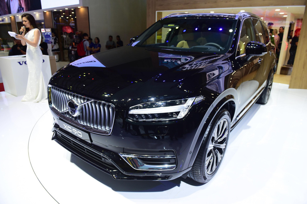 A Volvo XC90 is displayed at the Vietnam Motor Show 2019. Photo: Quang Dinh / Tuoi Tre