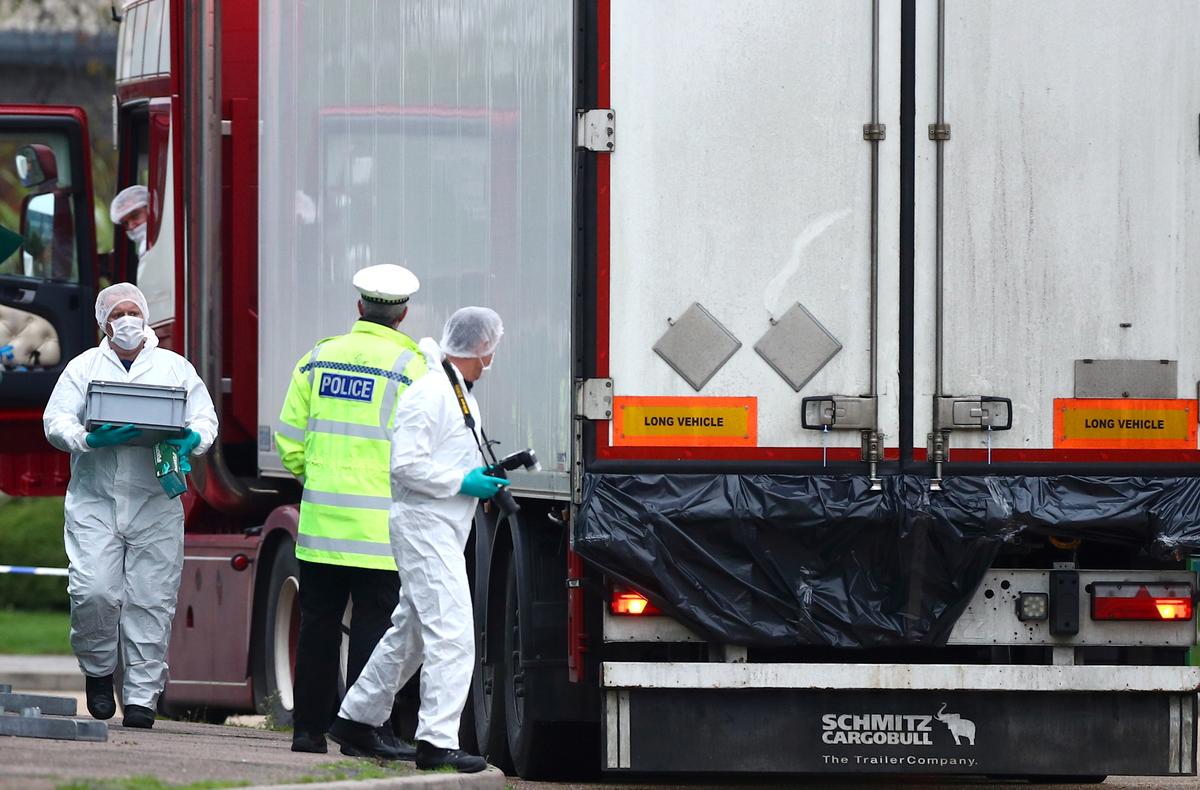 UK lorry migrant deaths 'ringleader' admits manslaughter