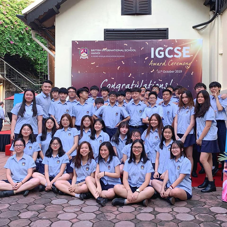 BIS Hanoi students with outstanding results in the year's IGCSE Examinations are seen in a group photo taken during an award ceremony hosted at the British Embassy in Hanoi, October 11, 2019. Photo: BIS Hanoi