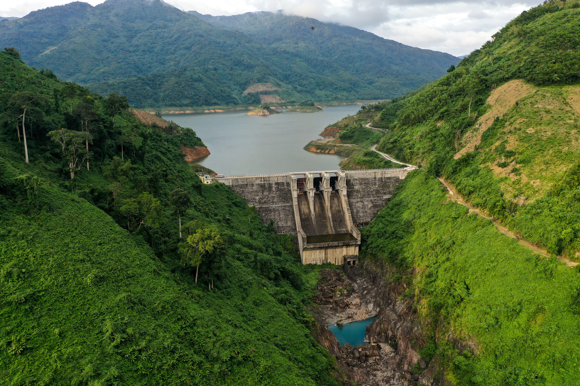 The A Vuong hydroelectric dam in Quang Nam Province. Photo: Tan Luc / Tuoi Tre