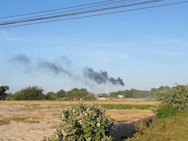 Smoke rises from the burning wind turbine at the Binh Thanh Wind Power Plant in Binh Thuan Province on January 5, 2020. Photo: Vietnam News Agency
