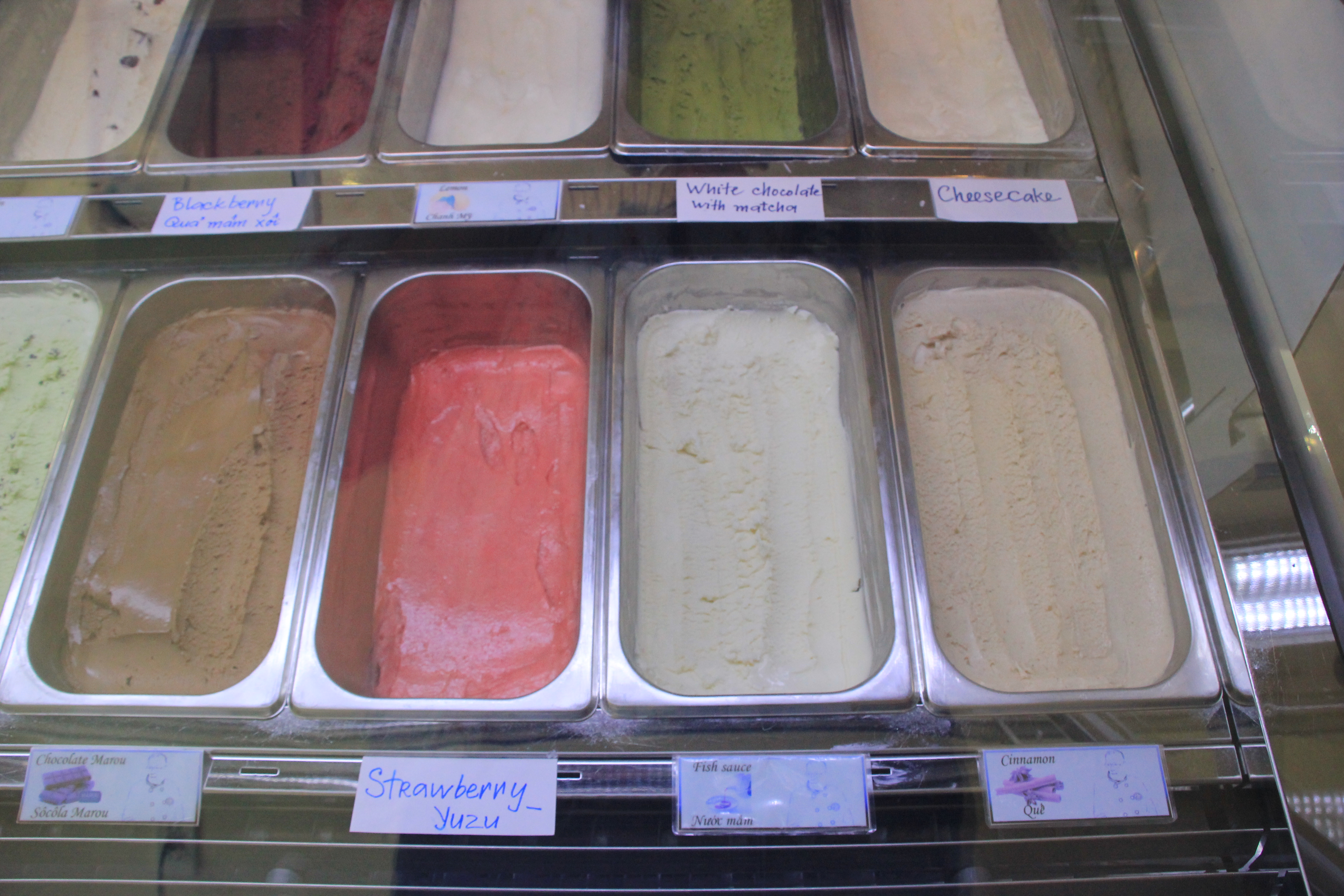 Fish sauce gelato is seen being sold along with other flavors at Ralf’s Arisan Gelato. Photo: Dong Nguyen/Tuoi Tre News