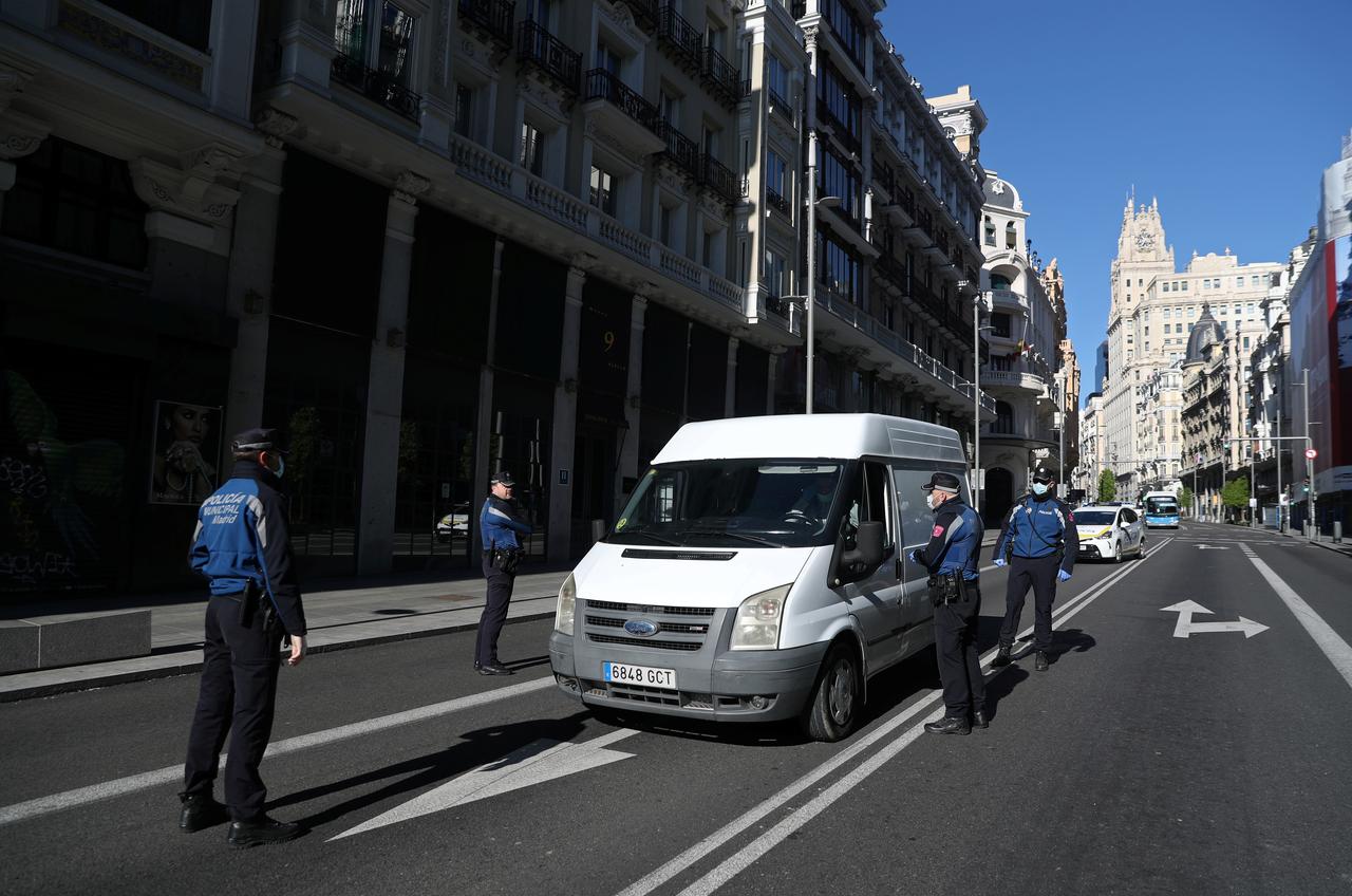 Spain to extend state of emergency to April 26 as rise in infections slows