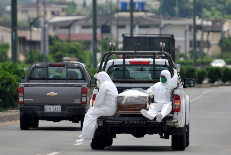 Waiting for news of the dead at the heart of Ecuador's virus outbreak
