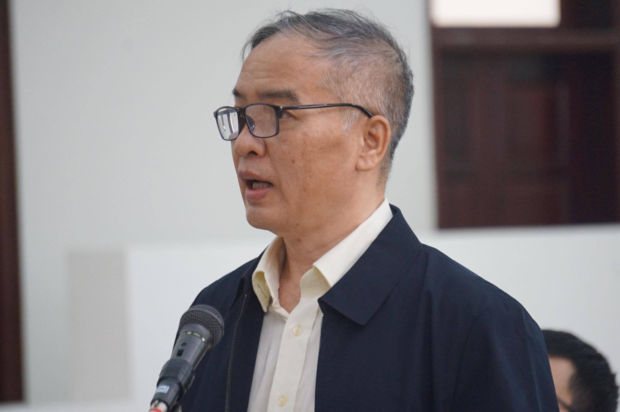 Le Nam Tra, former chairman of MobiFone, appears at an appellate court in Hanoi, Vietnam, April 27, 2020. Photo: Than Hoang / Tuoi Tre