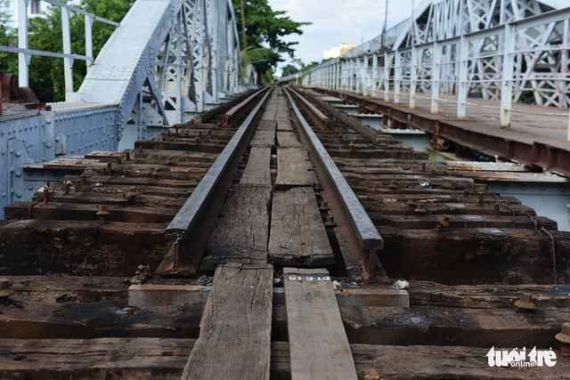 A part of the old Binh Loi Railway Bridge in Ho Chi Minh City, Vietnam is being dismantled, May 8, 2020. Photo: Quang Dinh / Tuoi Tre