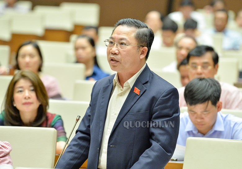 Vietnamese lawmakers urge review of high-profile case involving death row inmate