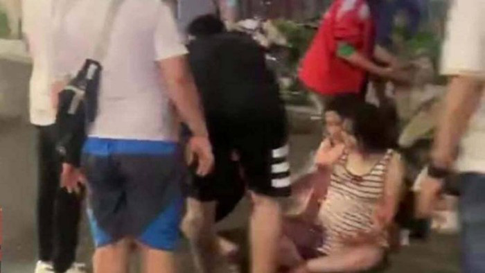 Drunk motorbike rider hits pregnant woman, induces miscarriage in Hanoi crash