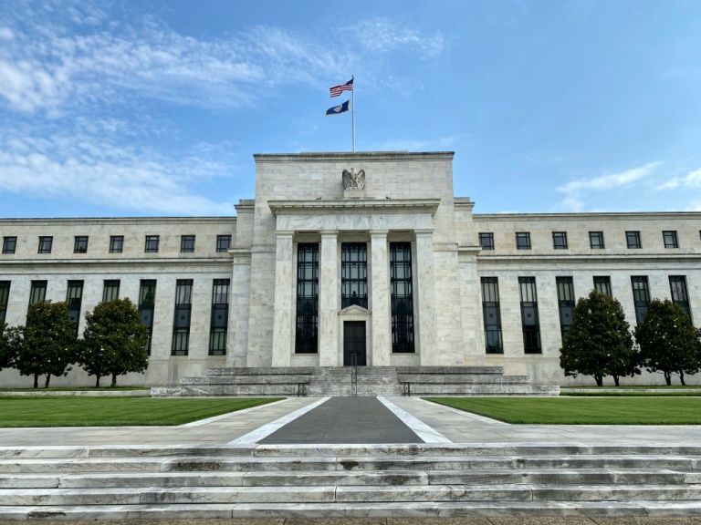 Federal Reserve convenes as virus puts US recovery on edge