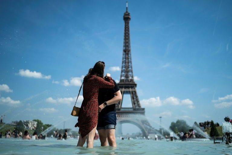 'Love is not tourism': hope for couples kept apart by virus