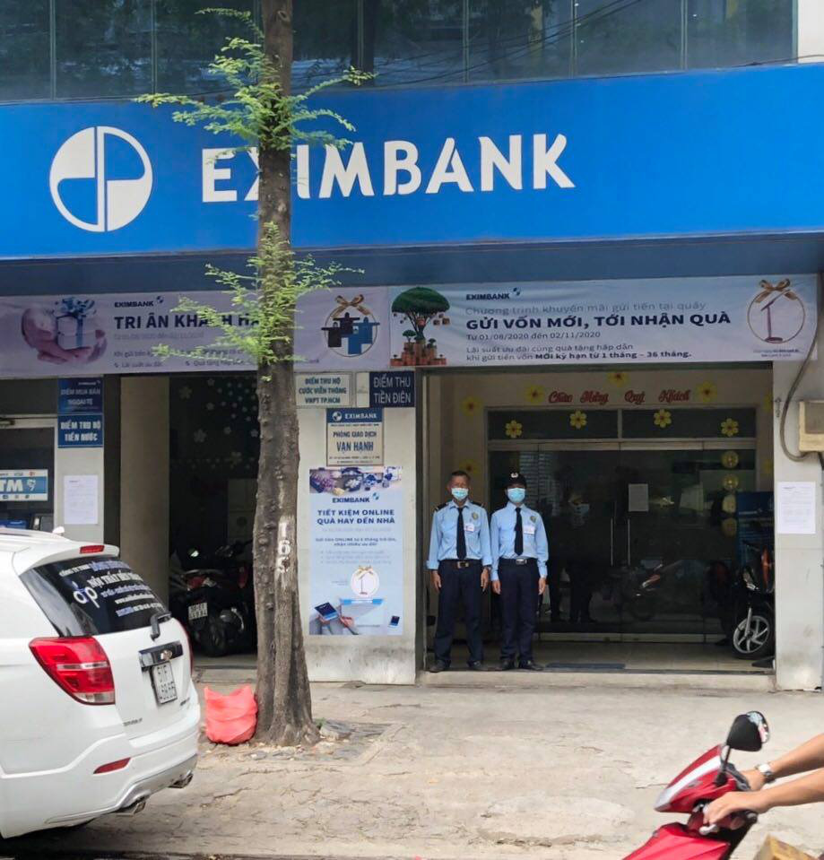 Vietnam’s Eximbank reopens transaction office exposed to COVID-19 patient