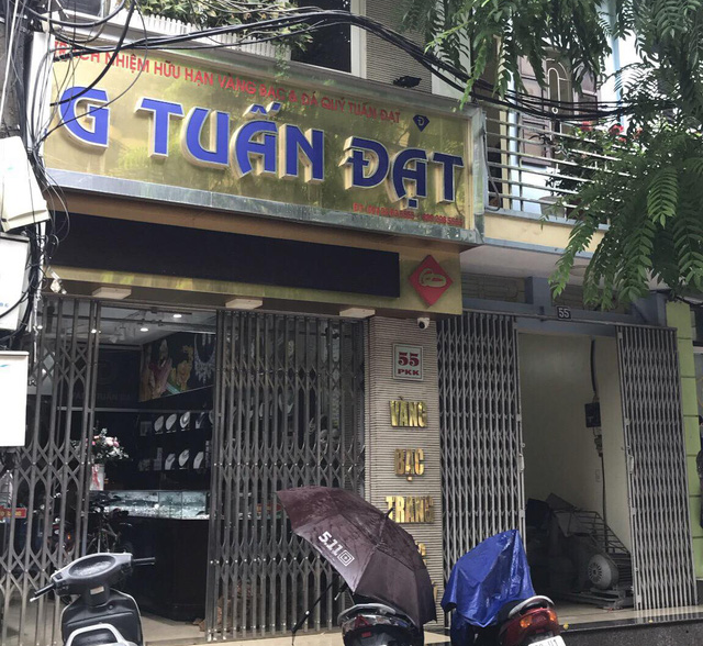 Tuan Dat gold and jewelry shop in Son Tay Town, Hanoi, where a burglary occurred on August 18, 2020. Photo: Van Anh / Tuoi Tre
