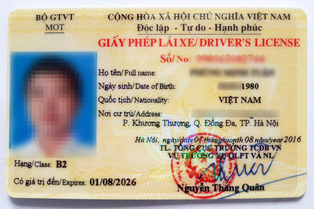 Vietnam gov’t gives nod to proposed driver's license point system