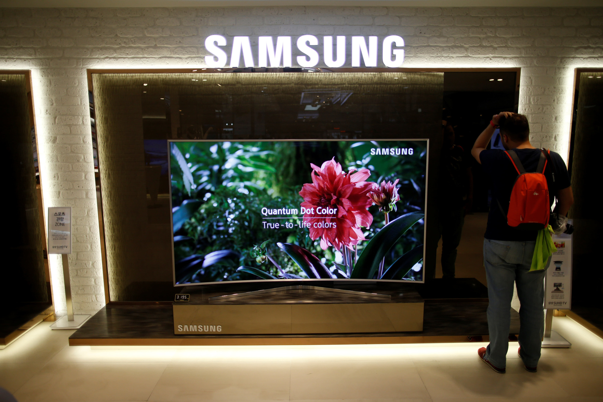 Samsung to relocate parts of TV production to Vietnam: media