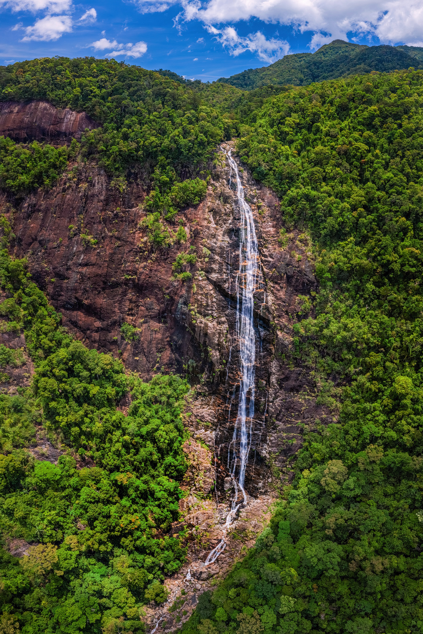 A waterfall in Bach Ma National Park, Thua Thien-Hue Province, Vietnam. Photo: Tran Luu Anh Tuan / Tuoi Tre