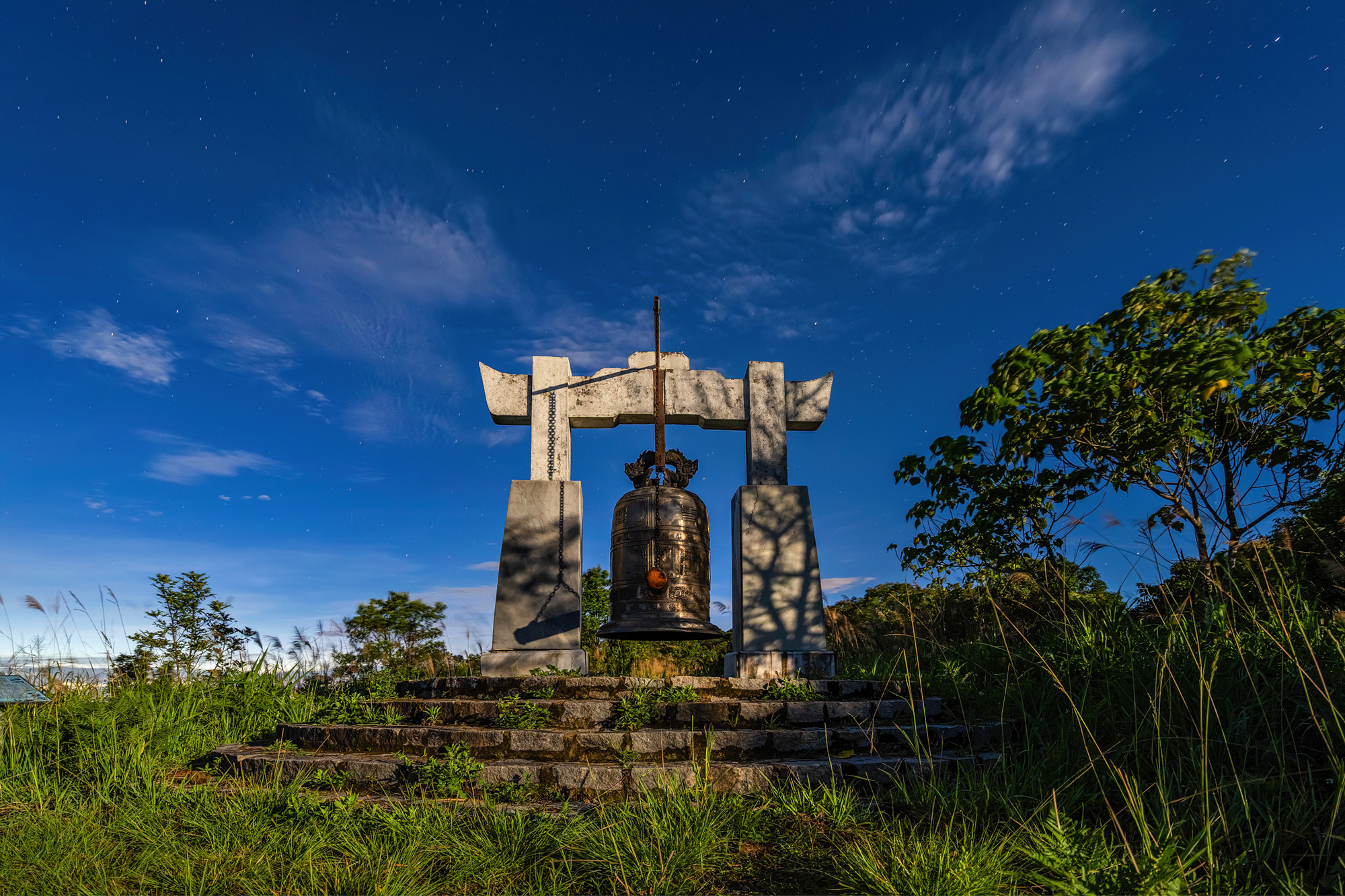 A bell set on the Bach Ma peak in Thua Thien-Hue Province, Vietnam. Photo: Tran Luu Anh Tuan / Tuoi Tre