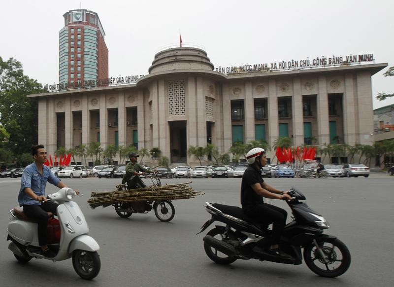 Vietnam c.bank says 2022 monetary policy to support recovery, eyes bad debt