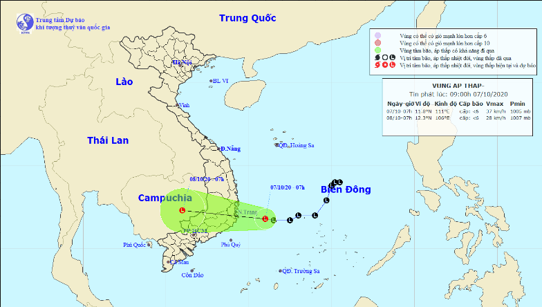 Low-pressure area brings prolonged downpours to central, southern Vietnam