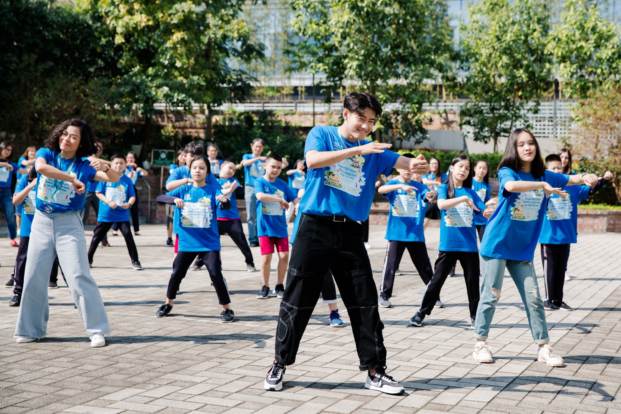 UNICEF collaborates with Vietnamese dancer in promoting World Children’s Day