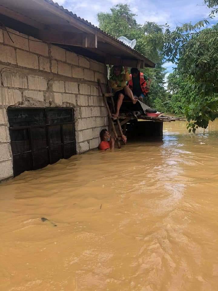 Philippine Coast Guard conduct a rescue operation, after Typhoon Vamco resulted in severe flooding, in the Cagayan Valley region in northeastern Philippines, November 13, 2020. Picture taken November 13, 2020. Mandatory credit Philippine Coast Guard/Handout via Reuters