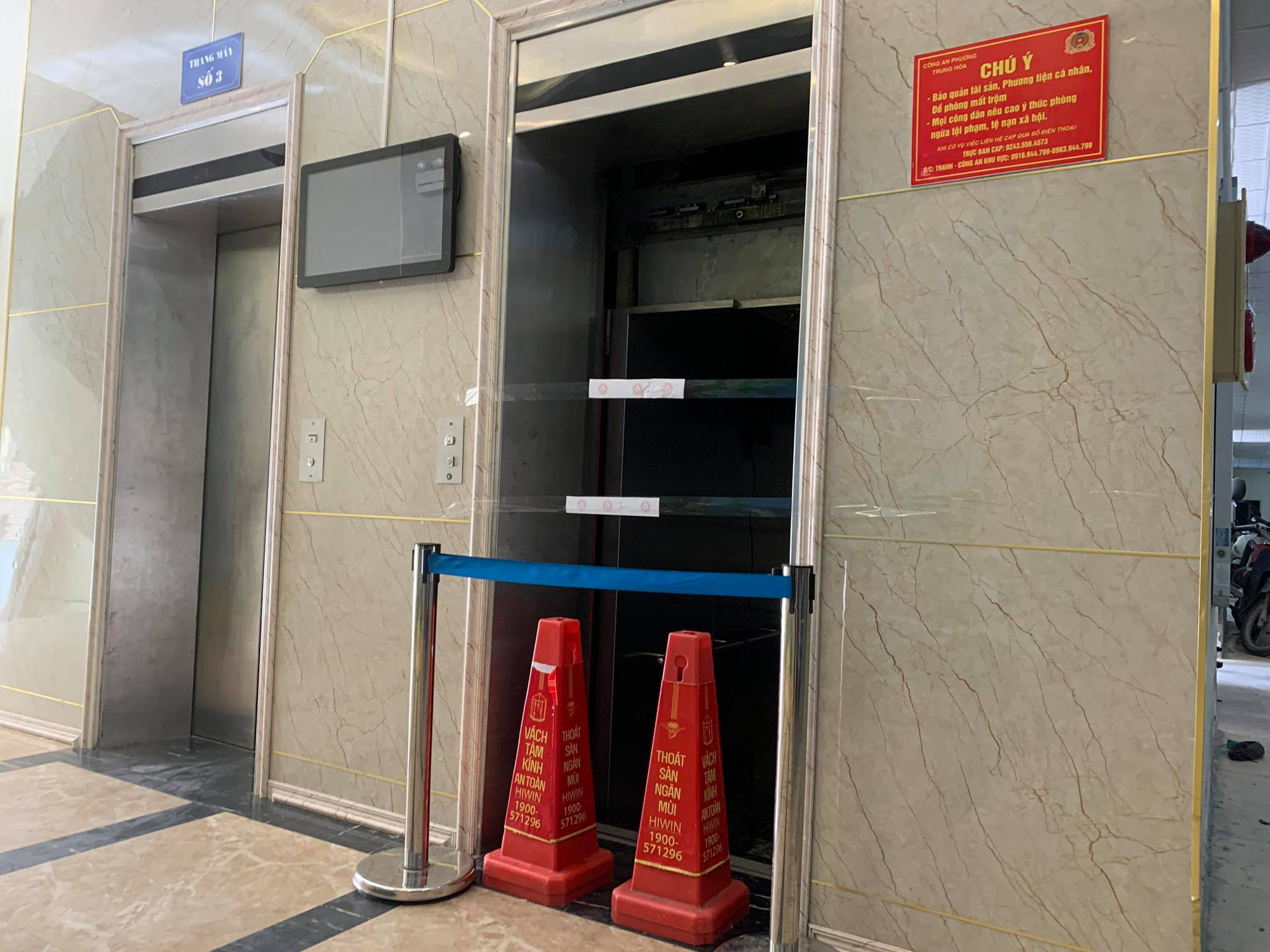 Two hospitalized as elevator falls from fifth floor of Hanoi apartment building