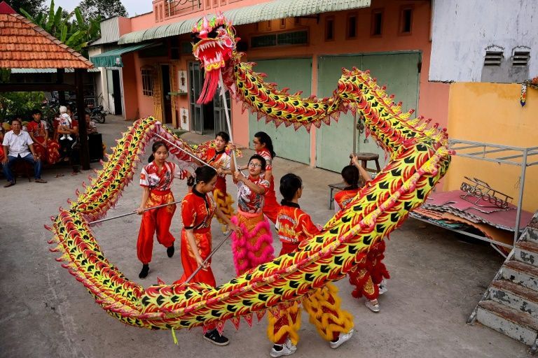 Dragon dancers scale up ambitions in Vietnam