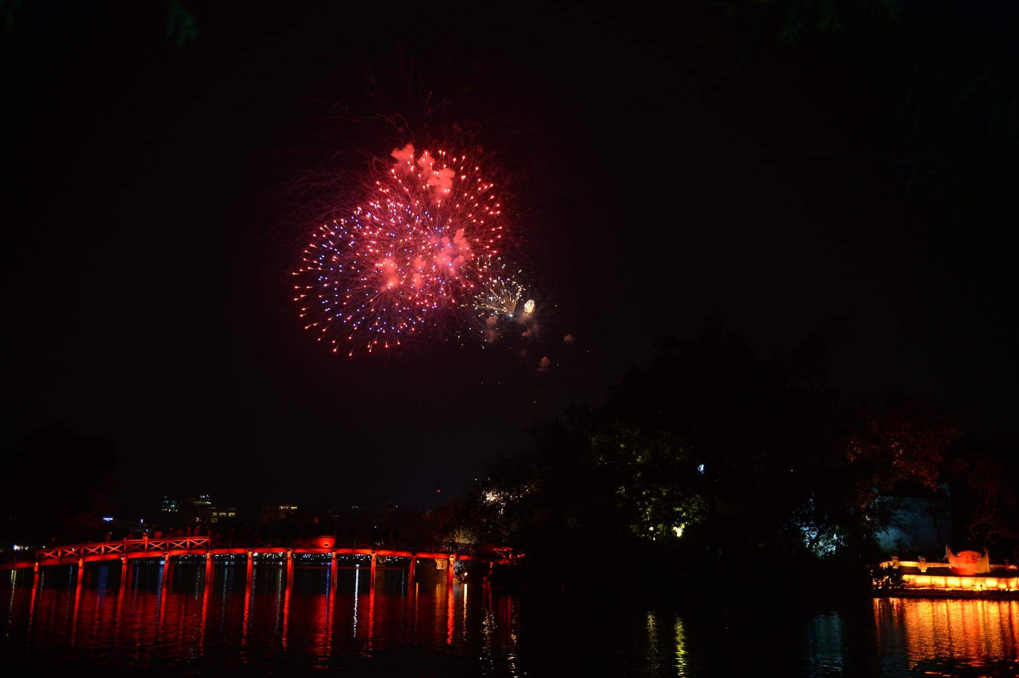 No gatherings, just one pyrotechnic display for Tet as Hanoi attempts to contain COVID-19