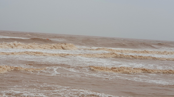 Two drown when swimming at Phan Thiet beach in south-central Vietnam