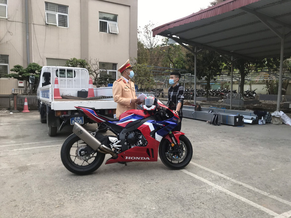 Speed Racer: Man fined for cruising through Hanoi at 299km/h