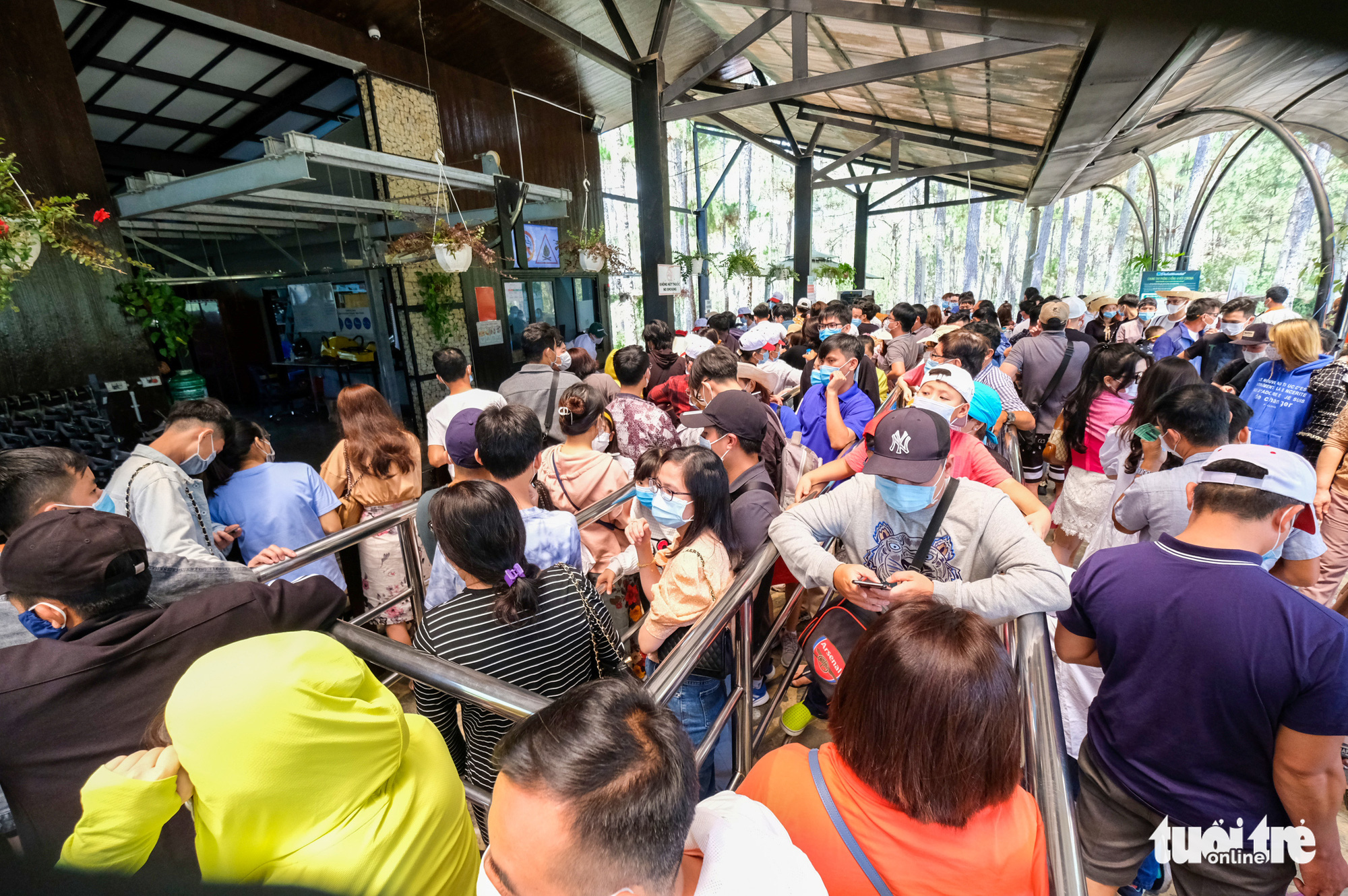 Tourists face queuing nightmare on holiday weekend in Vietnam’s Da Lat