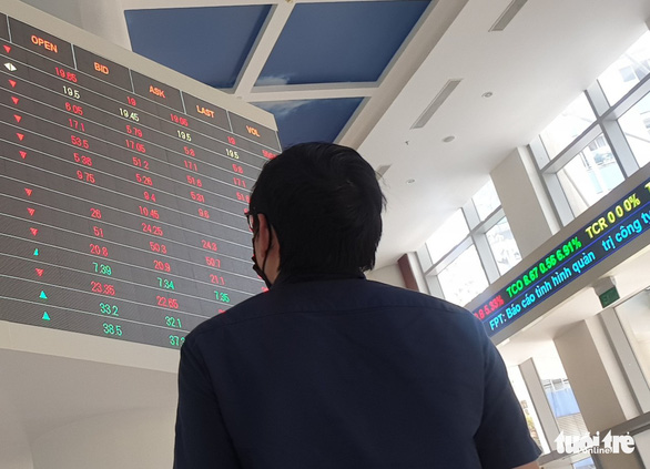 Vietnam's Ho Chi Minh exchange suspends trading due to overload