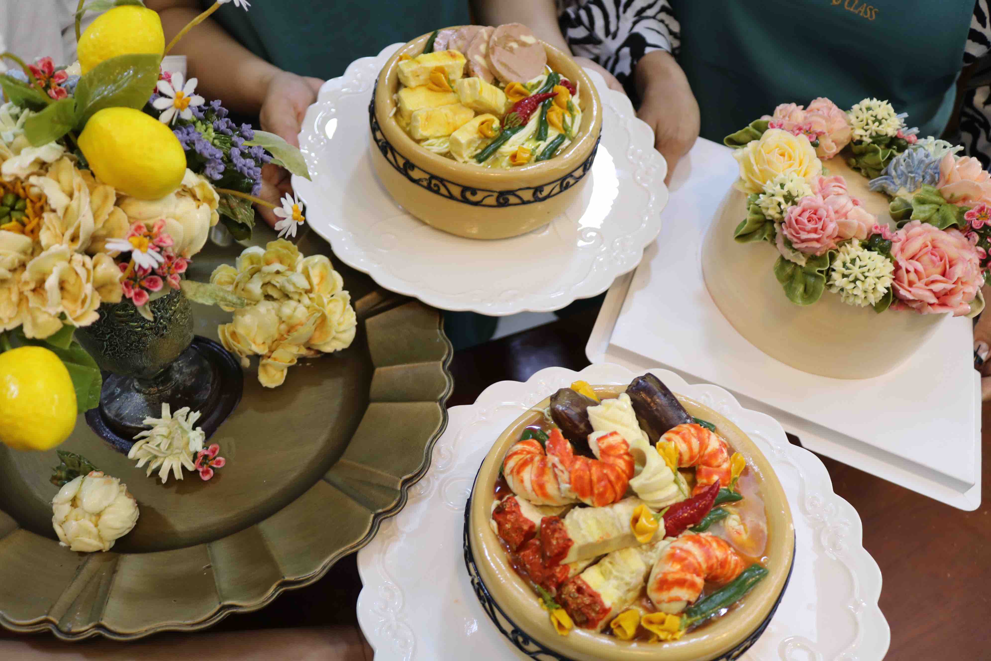 Lam Ngoc Tran's Vietnam-inspired cakes. Photo: Hoang An / Tuoi Tre