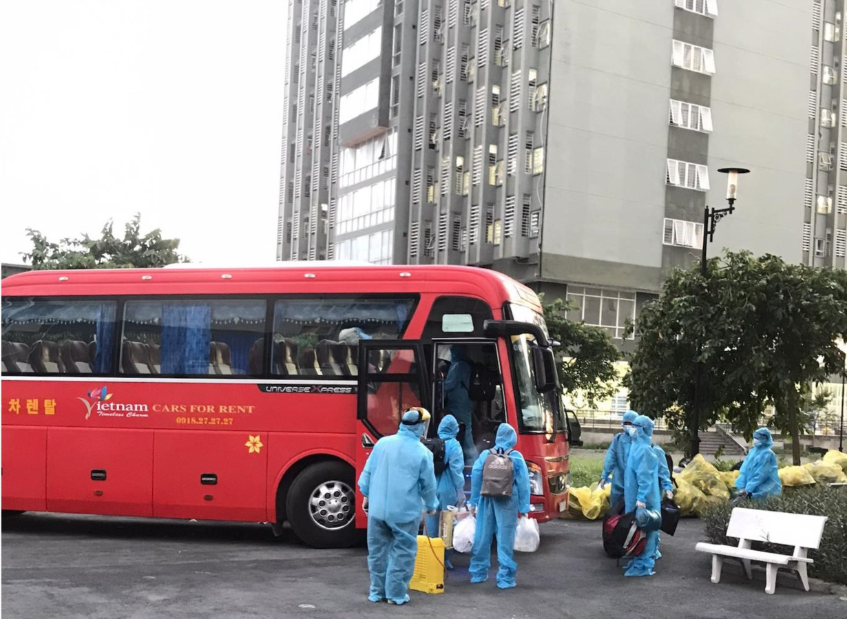 Ho Chi Minh City mobilizes 200 passenger buses to transport coronavirus patients with mild symptoms