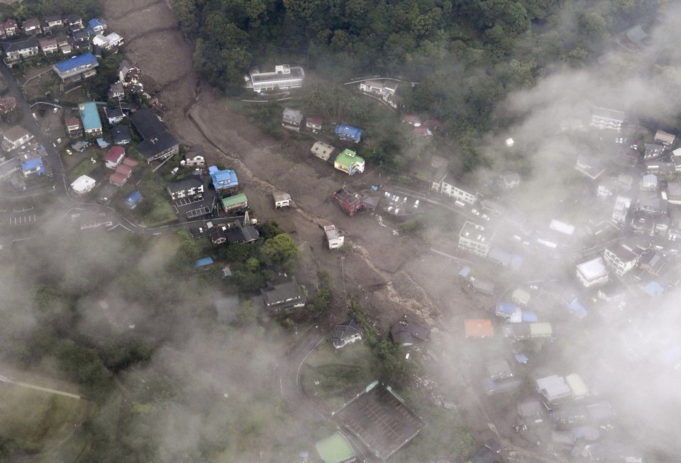 An aerial view shows the site of a mudslide caused by heavy rain at Izusan district in Atami, Japan July 3, 2021. Photo: Kyodo via Reuters