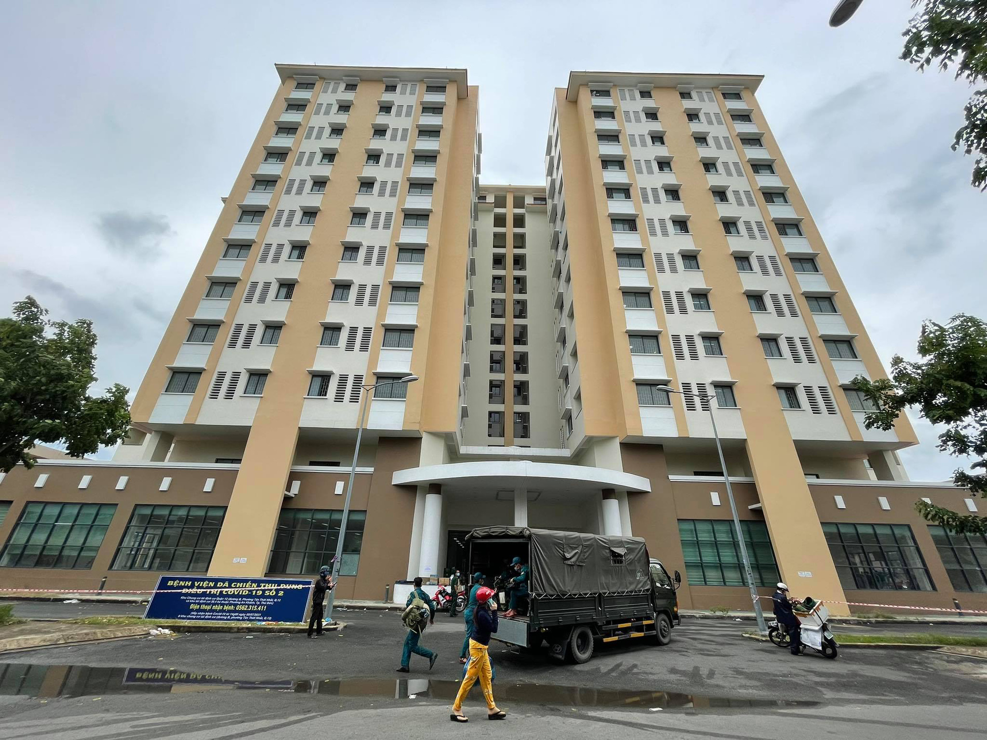 Ho Chi Minh City transforms apartment buildings into COVID-19 treatment hospitals