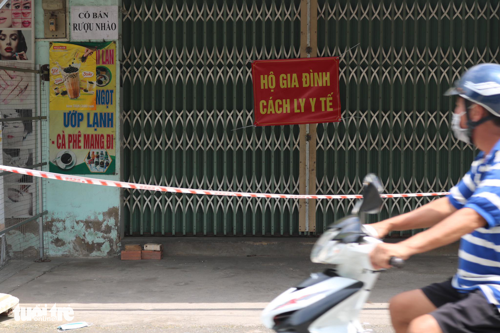 Ho Chi Minh City begins quarantining direct COVID-19 contacts at home