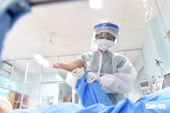 Vietnam records daily surge of over 8,600 coronavirus cases