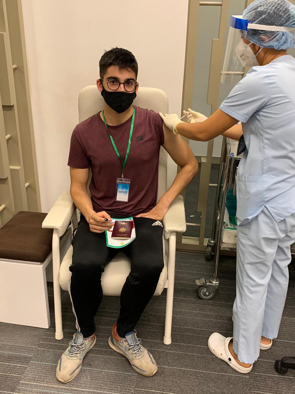 Hugo Blin is getting a Moderna jab against COVID-19 at FV Hospital through a vaccination campaign run by the French Consulate General in Ho Chi Minh City on July 27, 2021. Photo provided by Blin