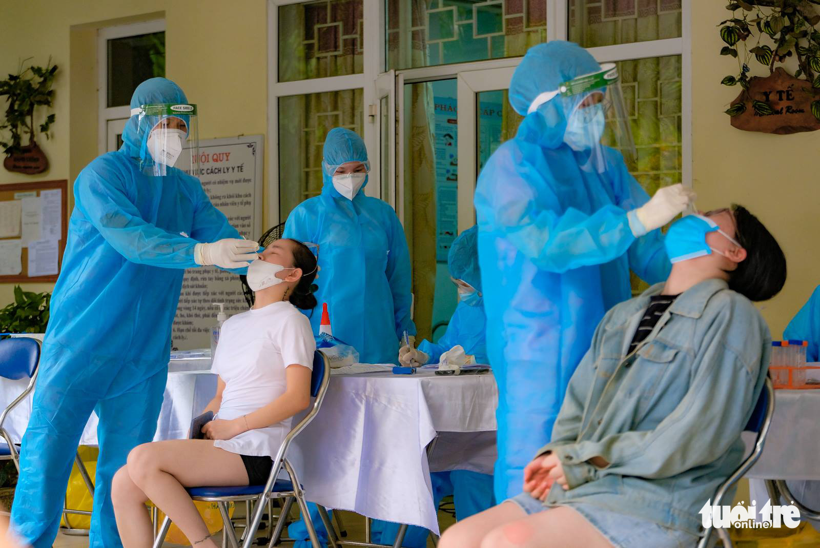 Hanoi collects 1.3 million samples for mass COVID-19 testing