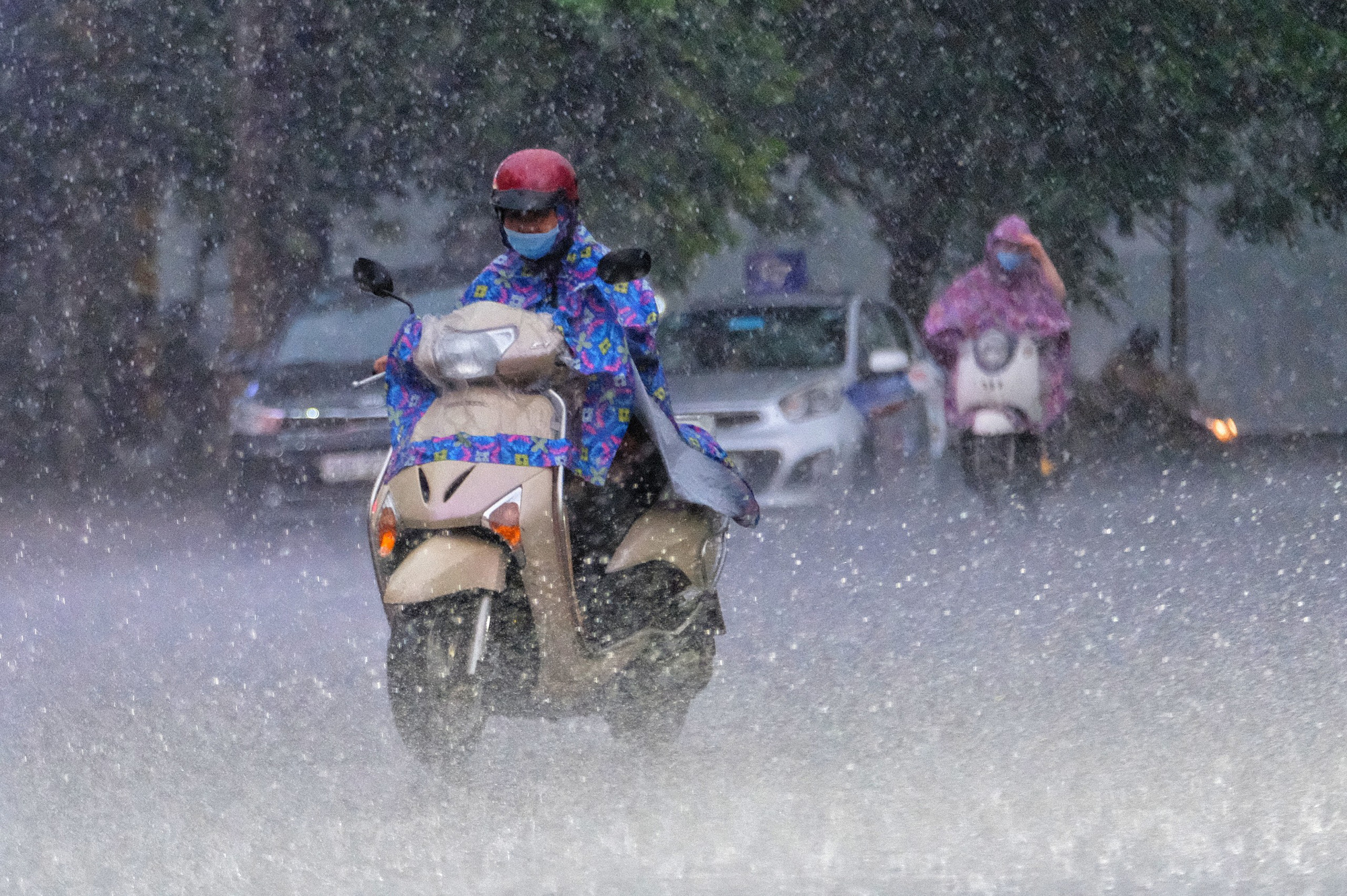 Rain to lash northern Vietnam, heatwave to bake central provinces