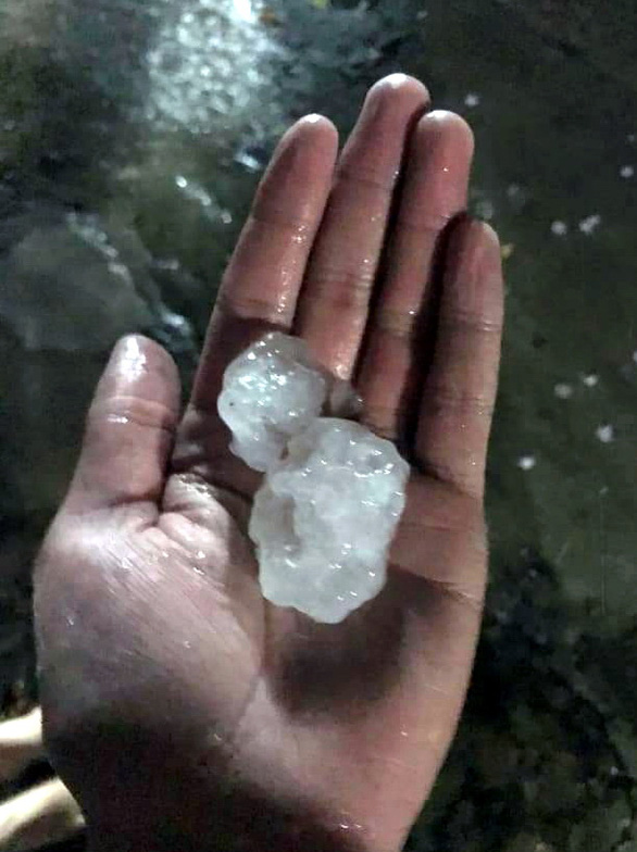 Large hailstones from Bien Hoa City, Dong Nai Province are seen in this photo taken on August 23, 2021. Photo: N.D.N. / Tuoi Tre