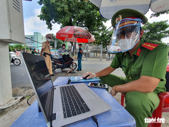 Ho Chi Minh City plans to control travel with QR codes amid COVID-19 pandemic